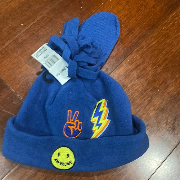 Awesome Boys Blue Hat and Mitten Set NWT - Picture 1 of 2